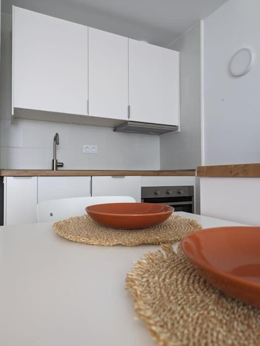 Charming Flat In Los Molinos With Terrace & Pools, Near Playa Bastian Costa Teguise Exteriör bild